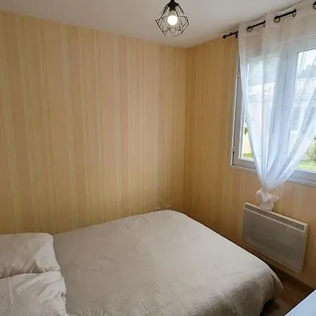 Maison à Hébergement de vacances Montendre