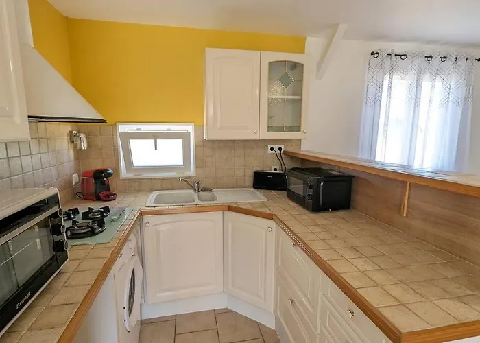 Semesterbostad Maison A *